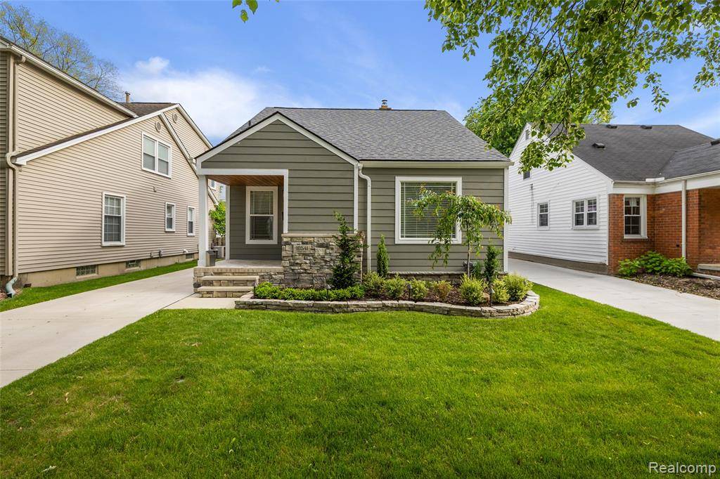 Huntington Woods, MI,10541 Hart Avenue
