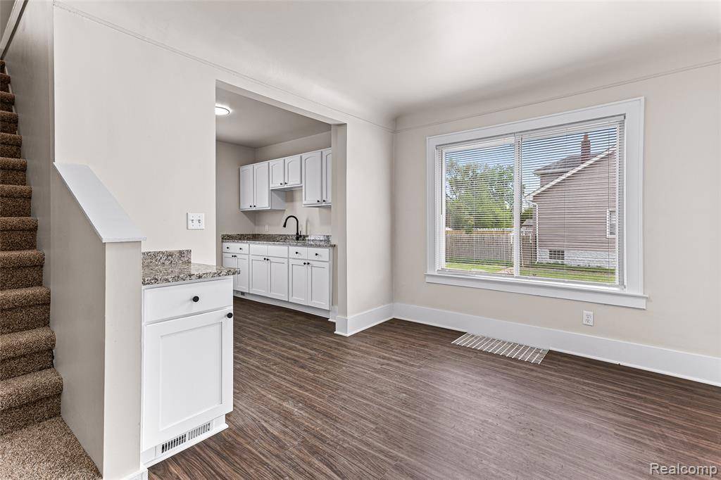 Dearborn, MI 48146,1473 Empire Avenue