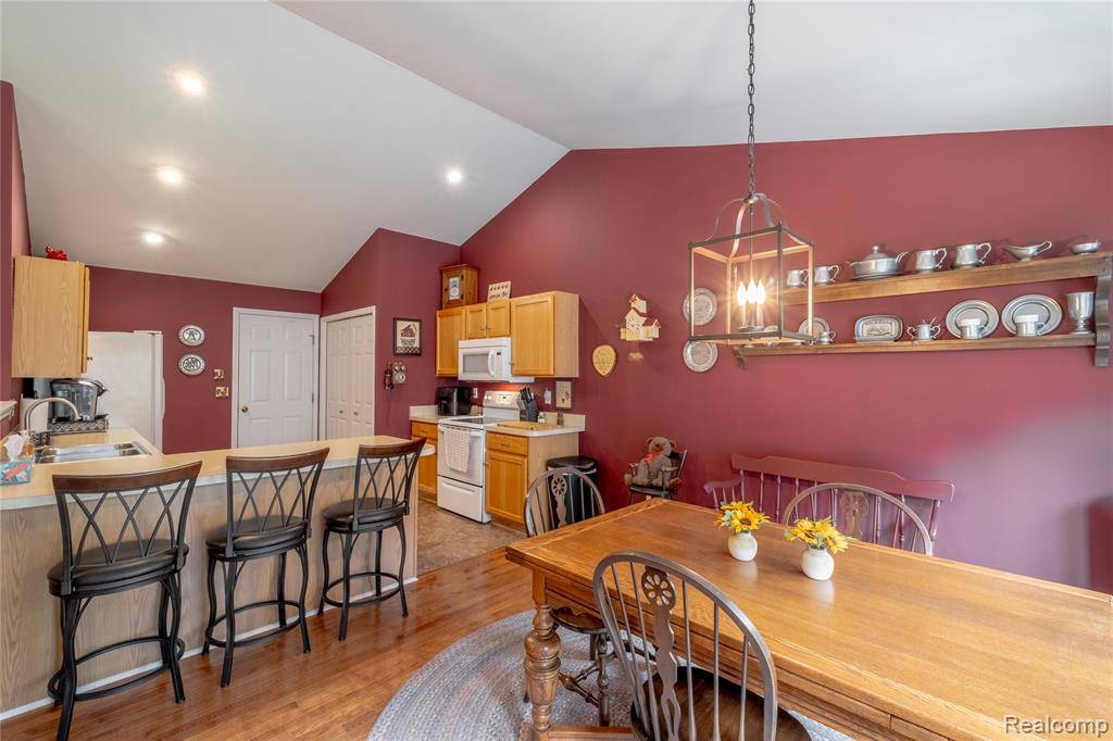 Davison, MI 48423,9006 Spring Brook Circle
