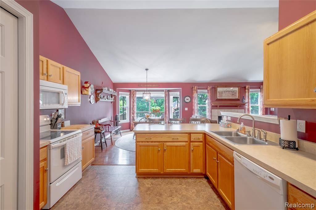 Davison, MI 48423,9006 Spring Brook Circle