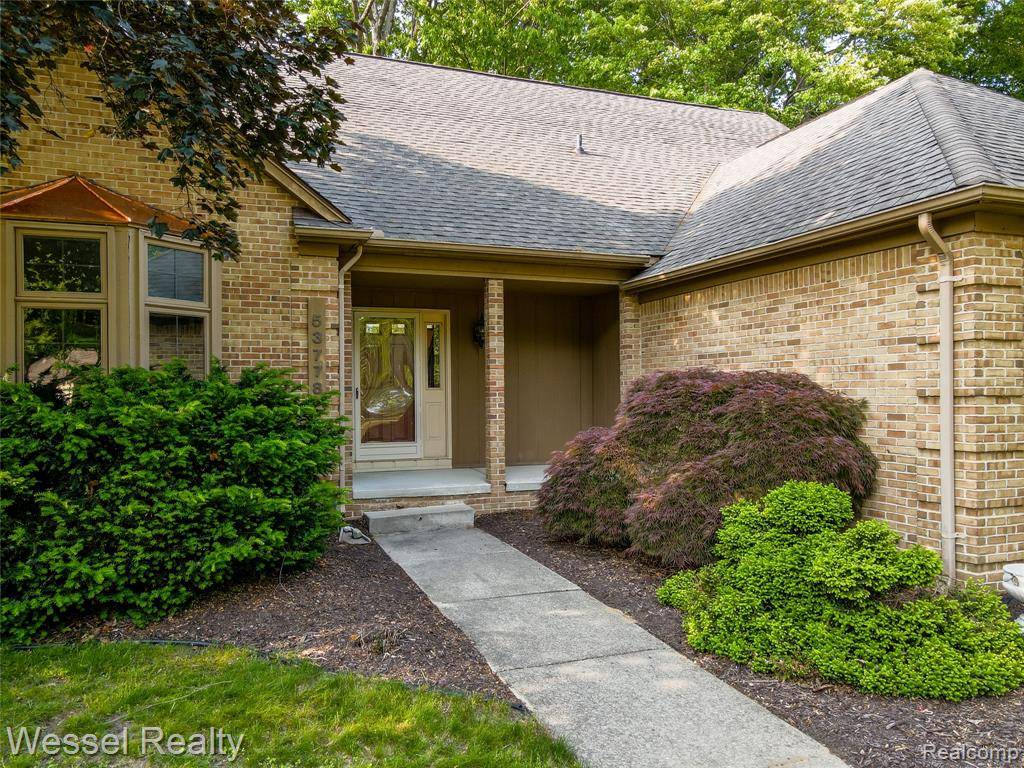Shelby Twp, MI 48315,53778 Oakview Drive