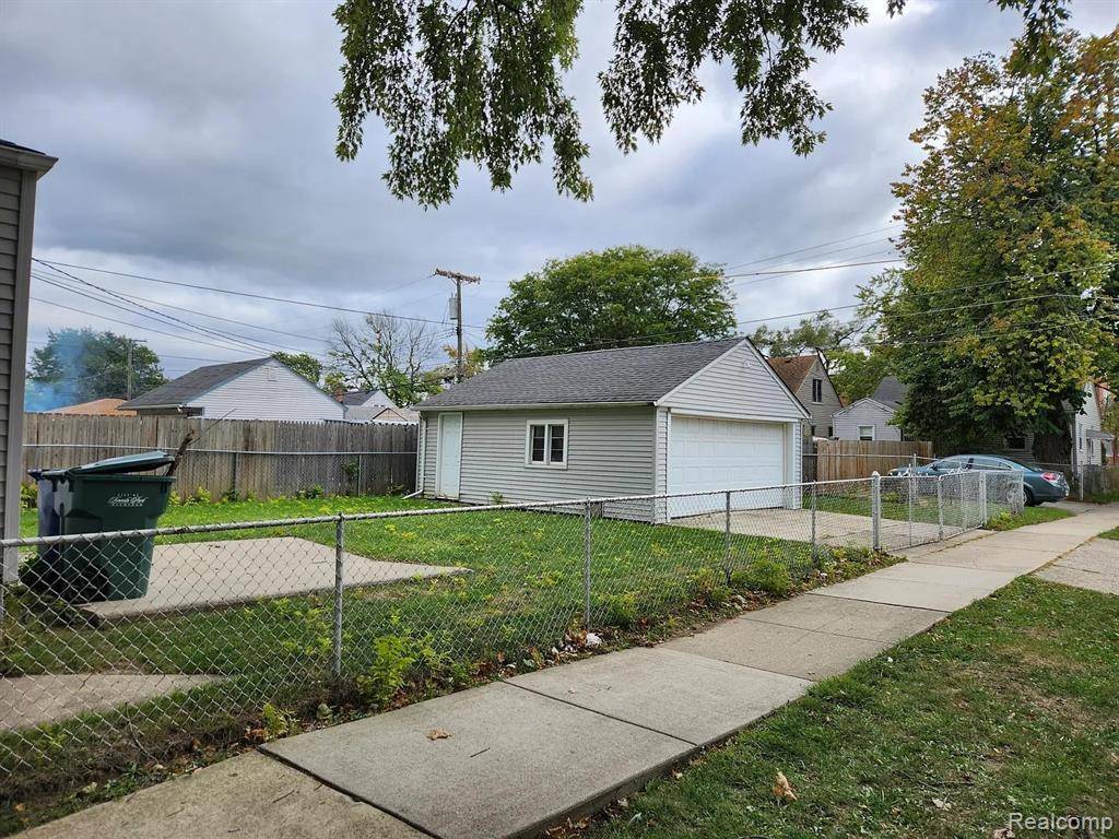 Lincoln Park, MI 48146,677 Cleveland Avenue