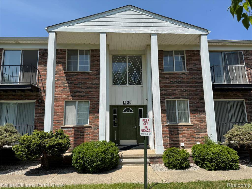 Sterling Heights, MI 48313,39459 Van Dyke Avenue