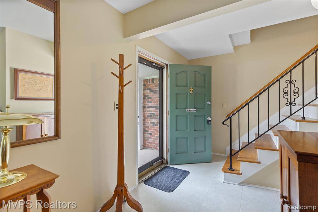Sterling Heights, MI 48312,33834 Groth Drive