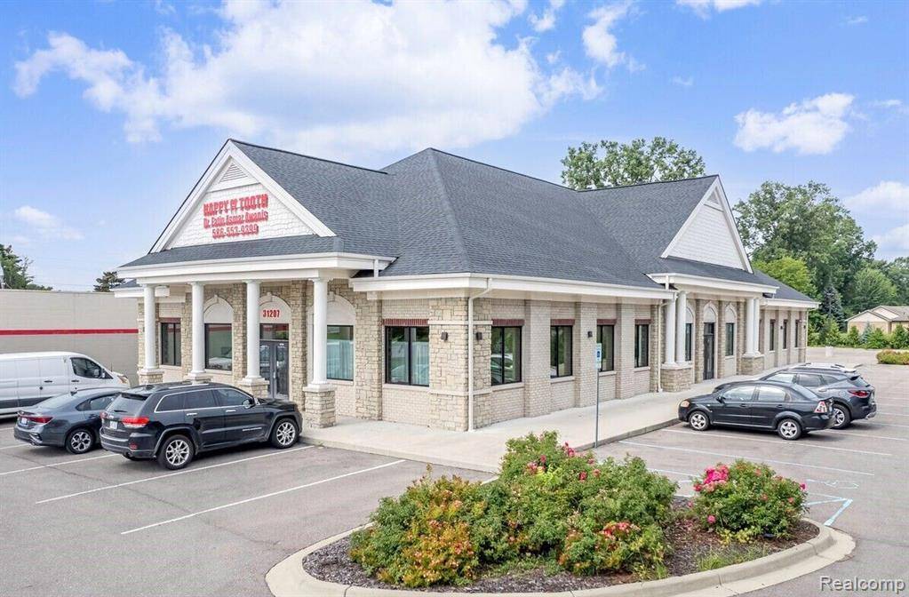 Warren, MI 48092,31207 RYAN Road