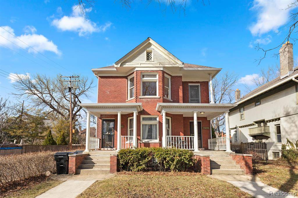 Detroit, MI 48214,7831 Van Dyke Place