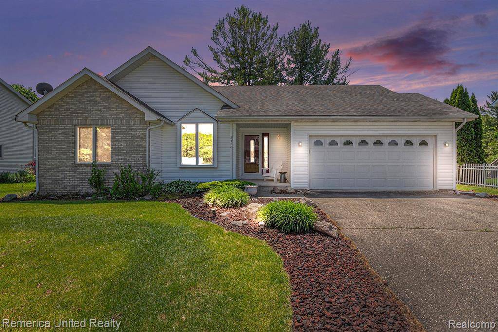 Howell, MI 48843,2458 Oseola Avenue