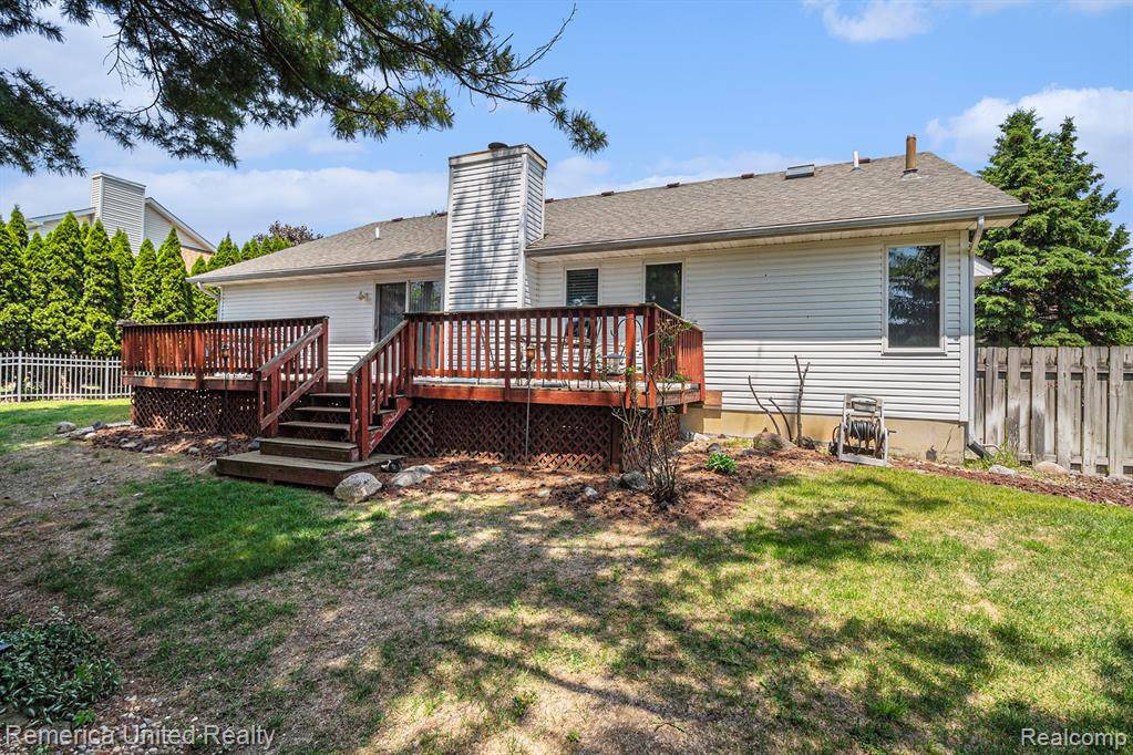 Howell, MI 48843,2458 Oseola Avenue