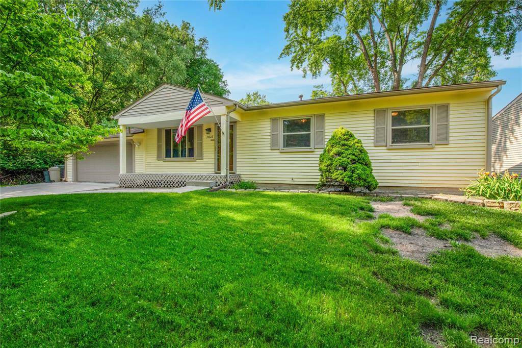 Westland, MI 48186,33722 Glen Street