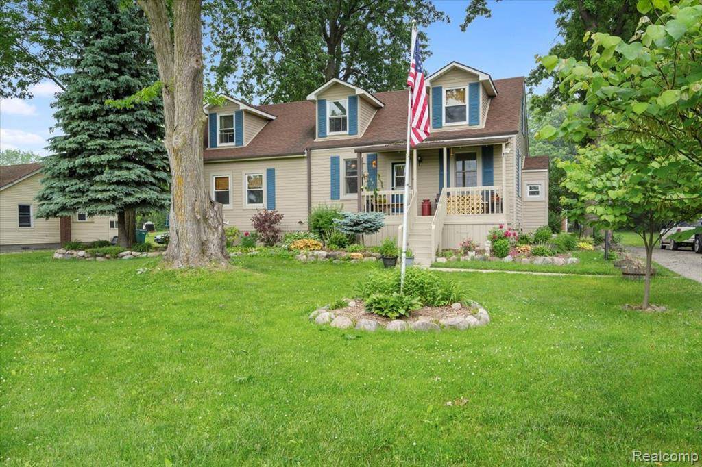 New Boston, MI 48164,25757 Bell Road
