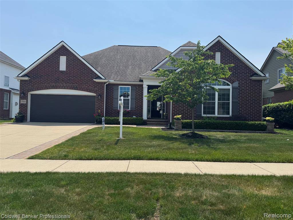Clinton Twp, MI 48038,17844 Merganser Drive