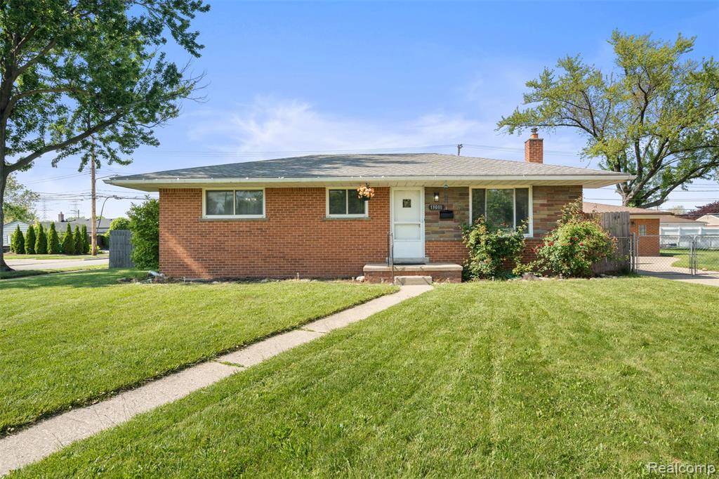 Warren, MI 48088,13011 Chippewa Drive