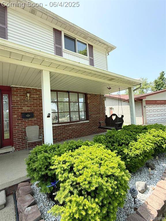 Warren, MI 48310,35677 Tina Drive