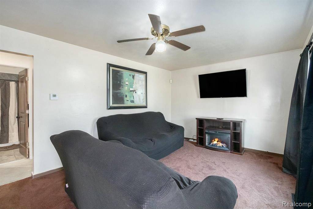Benton Harbor, MI 49022,236 Helmar Court