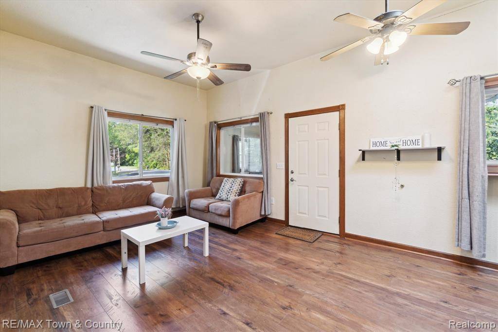 Flint, MI 48506,3244 Huggins Avenue