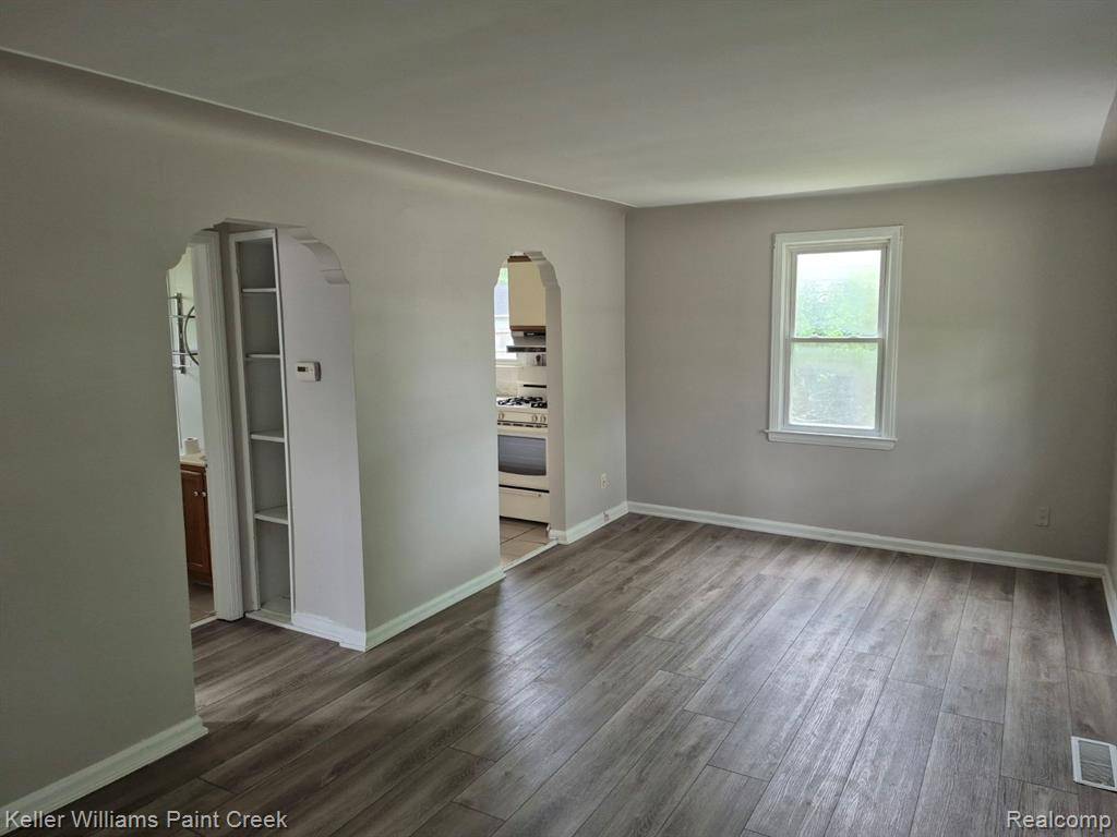Roseville, MI 48066,29280 Coolidge Street