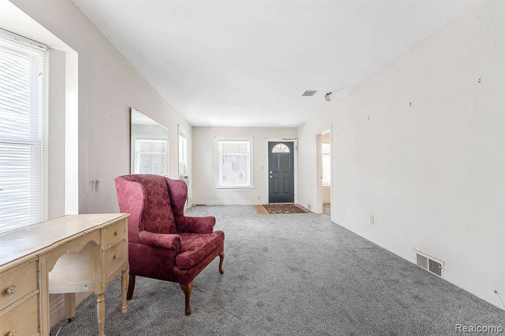 Wyandotte, MI 48192,512 POPLAR Street