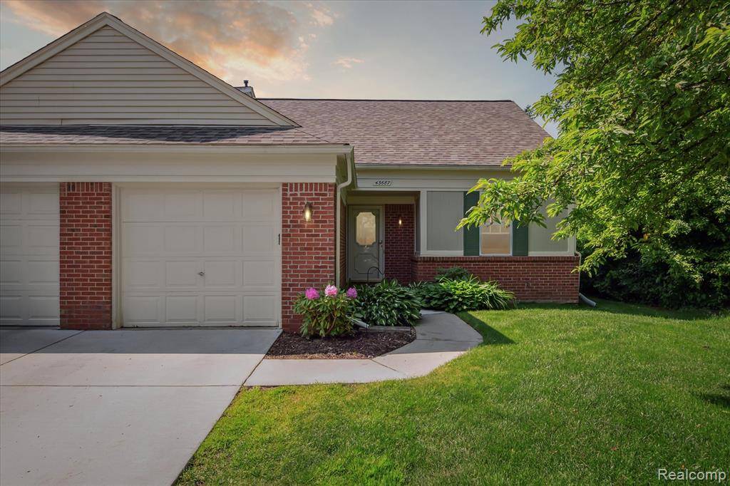 Canton, MI 48188,43687 Christopher Court