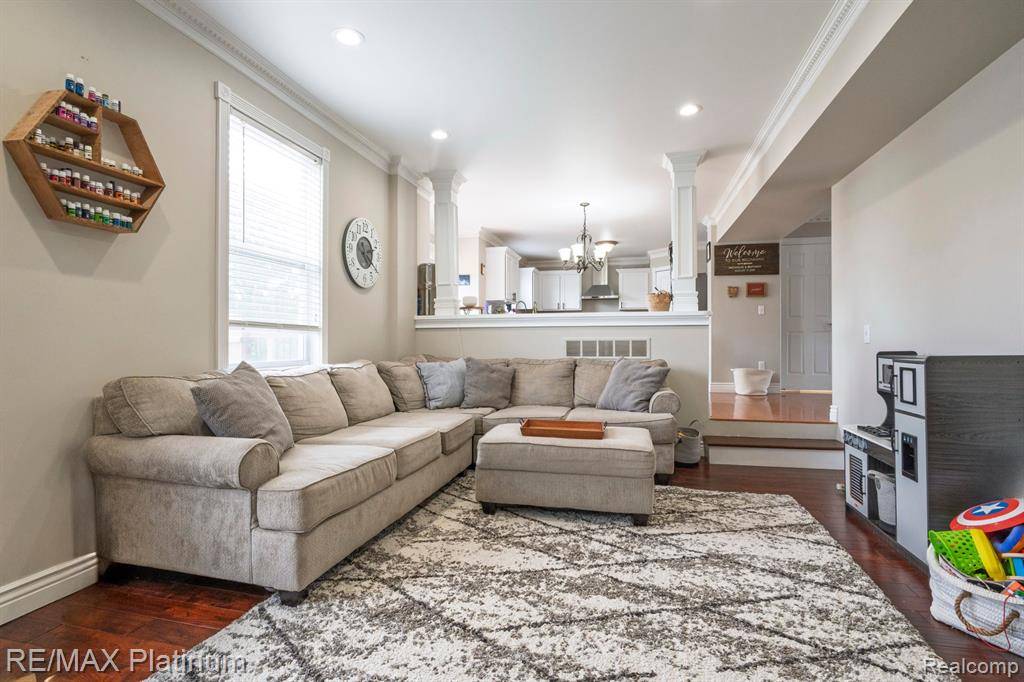 Fowlerville, MI 48836,2858 Au Gres River Drive