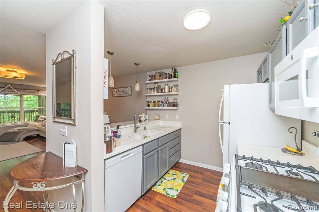 Fenton, MI 48430,12267 Saint Andrews Way