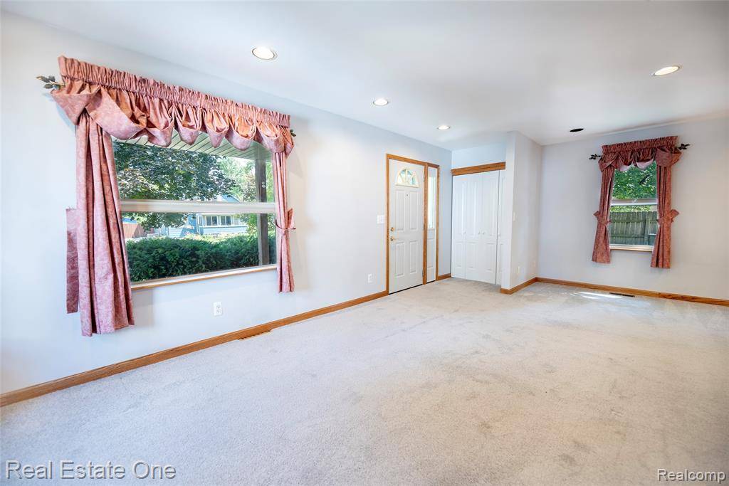 Rochester Hills, MI 48309,3180 Eastwood Drive