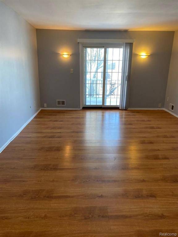 Bloomfield Hills, MI 48304,42285 WOODWARD AVE # S1-3