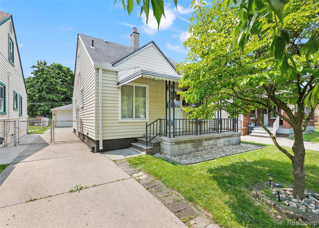 Lincoln Park, MI 48146,2359 Detroit Avenue