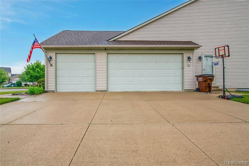 Newport, MI 48166,4096 Stonewood Court