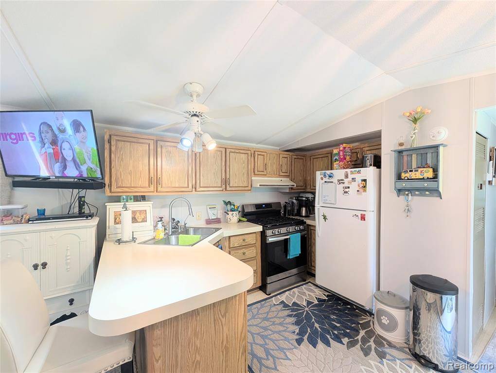 Gladwin, MI 48624,3730 Pinelands Road
