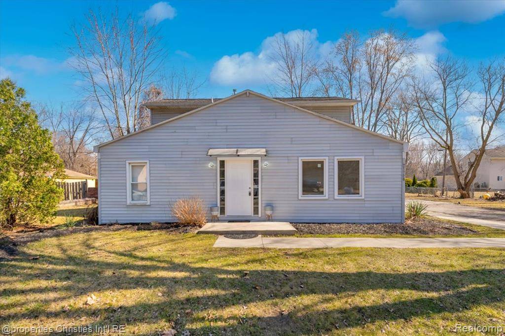 Farmington Hills, MI 48336,21728 Jefferson Street