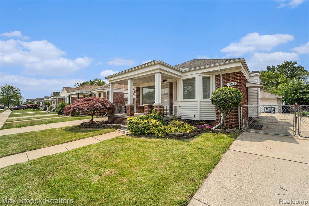 Allen Park, MI 48101,15255 Horger Avenue