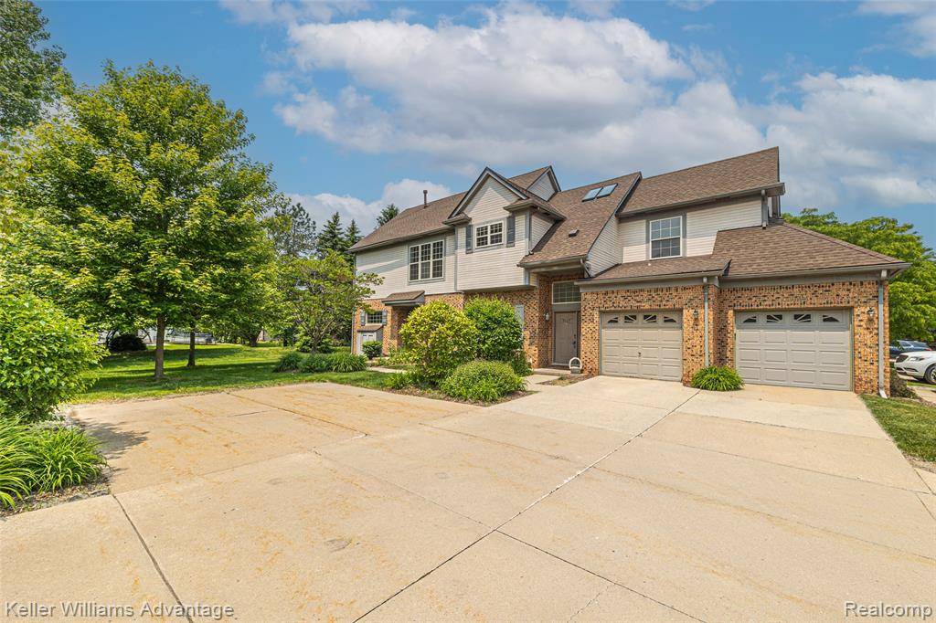 Canton, MI 48187,7127 Copper Creek Circle