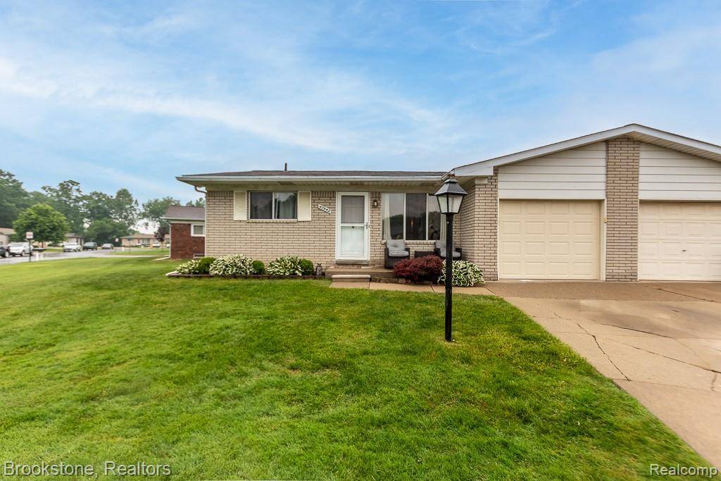 Chesterfield, MI 48047,47442 Brent Court