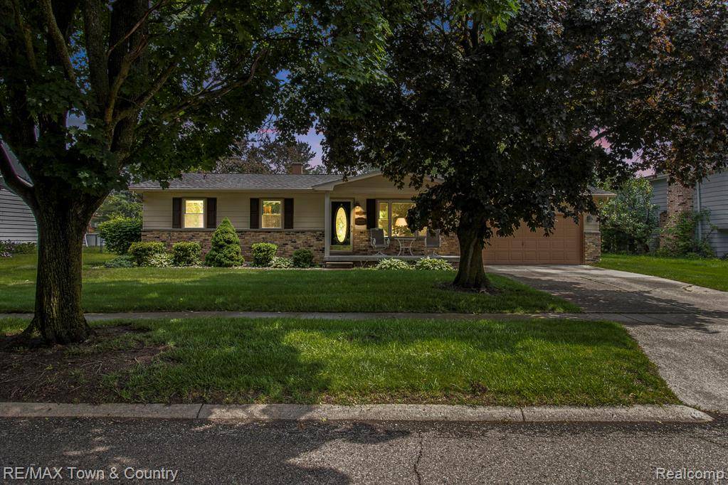 Flushing, MI 48433,517 Autumn Drive