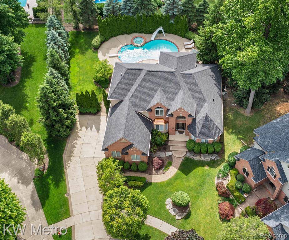 Shelby Twp, MI 48315,14163 Longneedle Court