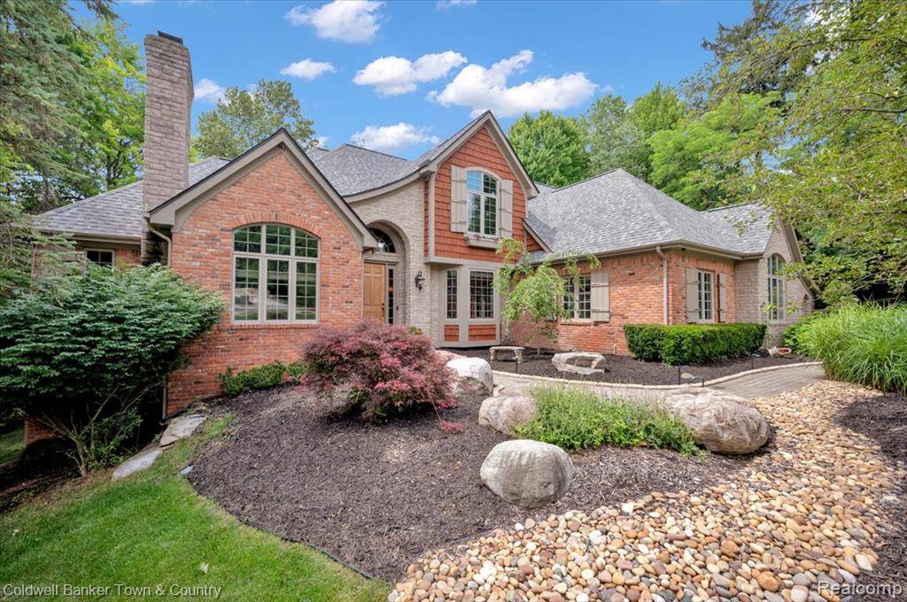 Oxford, MI 48371,520 Iroquois Court