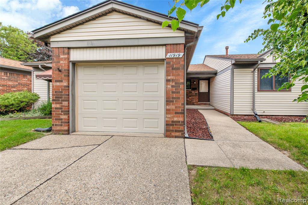 Sterling Heights, MI 48312,11919 Ina Drive