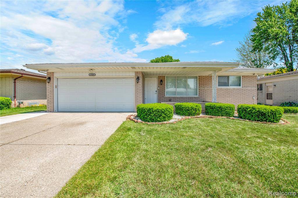 Sterling Heights, MI 48310,37288 Vernon Drive