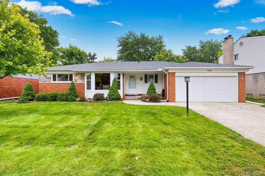 Livonia, MI 48154,15681 Huff Street