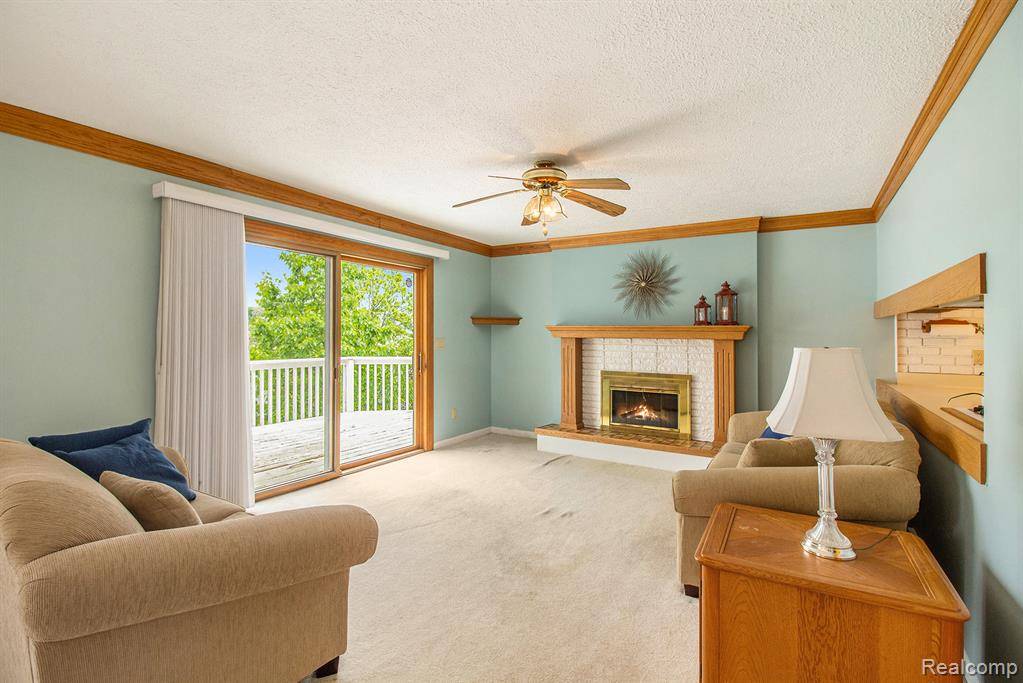 Fenton, MI 48430,7038 Driftwood Drive