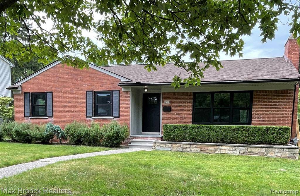 Royal Oak, MI 48073,2414 Hawkins Avenue