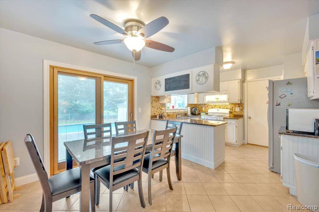 Imlay City, MI 48444,718 Metcalf Drive