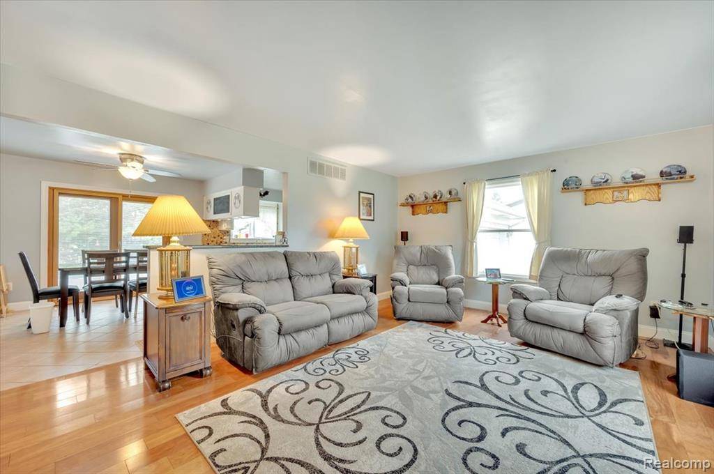 Imlay City, MI 48444,718 Metcalf Drive