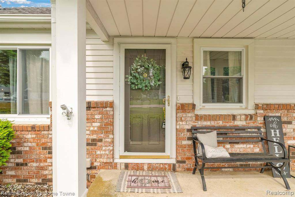Fort Gratiot, MI 48059,4244 Fairway Drive