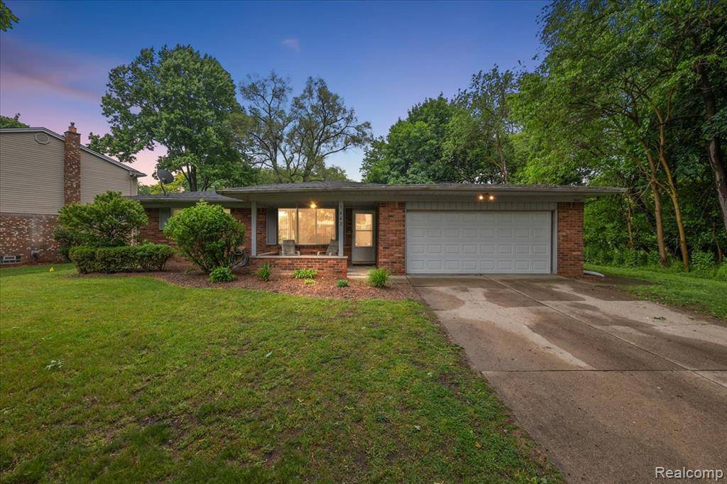 Rochester, MI 48085,1462 Three Lakes Drive
