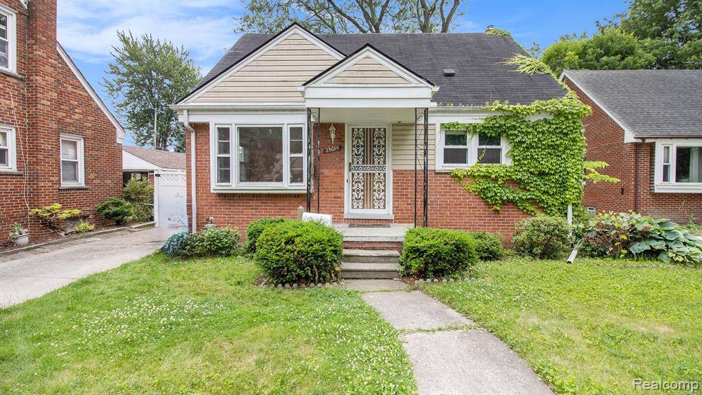 Dearborn Heights, MI 48125,25695 Orchard Drive