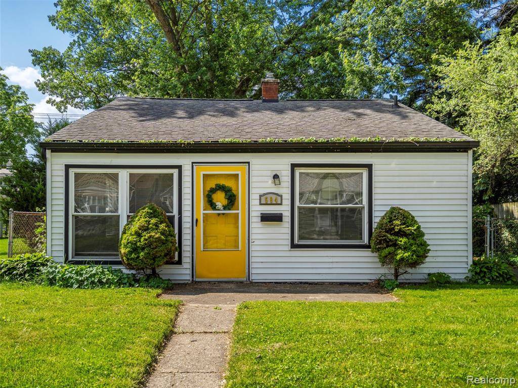 Madison Heights, MI 48071,594 E Barrett Avenue