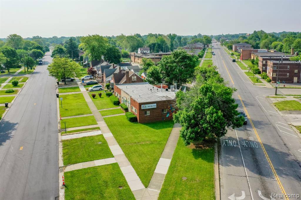Detroit, MI 48224,10573-10575 Morang Drive