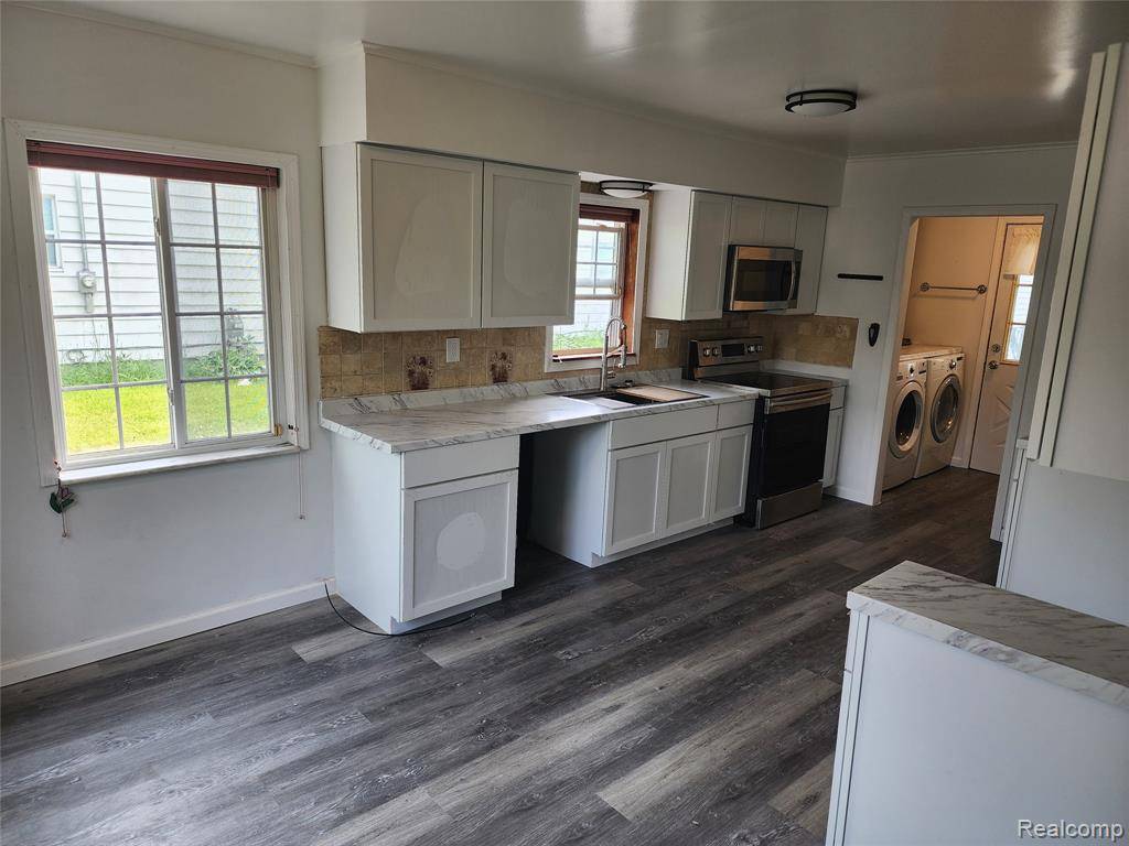 Burton, MI 48519,2134 Cherrywood Drive