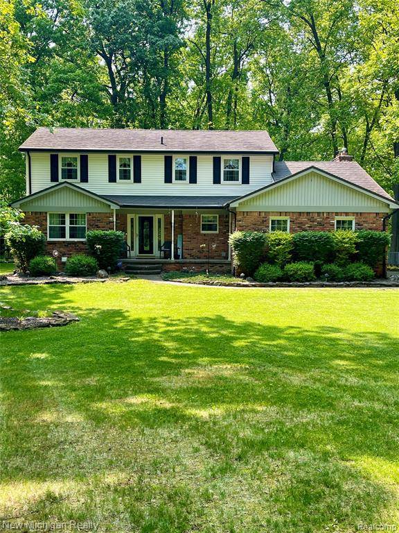 Howell, MI 48855,6567 Heaven Drive